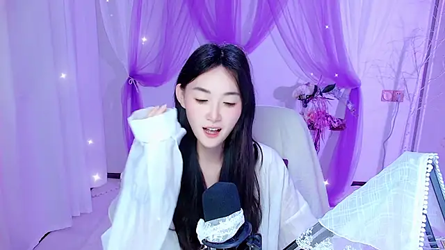 Snapshot of Tili_Lucky chatting on June 2026 01:39:01 AM Tili Lucky online show from June 2026 01:39:01 AM