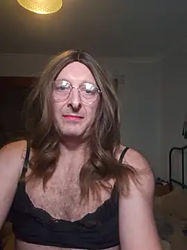 Snapshot of Heidixox69 chatting on May 2026 02:40:02 AM Heidixox69 online show from May 2026 02:40:02 AM