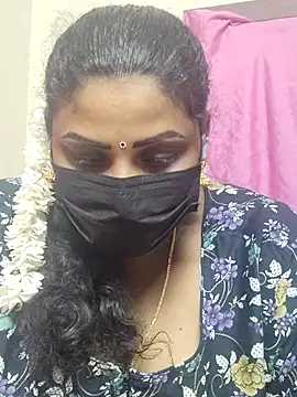Snapshot of tamilkavitha123 chatting on July 2026 06:00:02 PM tamilkavitha123 online show from July 2026 06:00:02 PM
