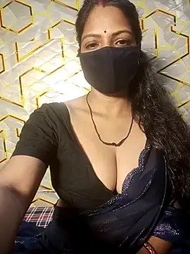 Snapshot of Juli_80 chatting on July 2026 09:30:02 AM Juli 80 online show from July 2026 09:30:02 AM