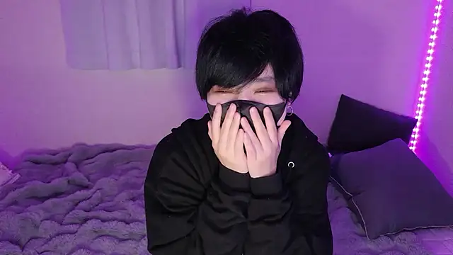 Snapshot of boyishmikuri chatting on July 2026 02:01:01 PM boyishmikuri online show from July 2026 02:01:01 PM