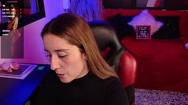 Snapshot of anikajhonsson chatting on June 2026 09:03:02 PM anikajhonsson online show from June 2026 09:03:02 PM