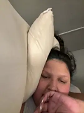 plussizemama online show from May 2026 01:44:01 AM