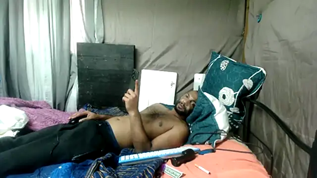 Snapshot of Camodick chatting on June 2026 12:42:02 PM Camodick online show from June 2026 12:42:02 PM