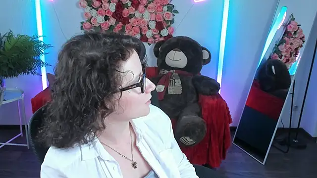 Snapshot of AureliaGleam chatting on May 2026 09:36:02 AM AureliaGleam online show from May 2026 09:36:02 AM