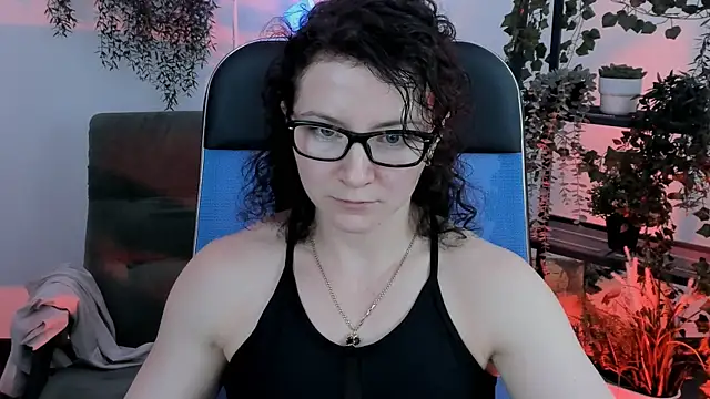 Snapshot of AureliaGleam chatting on May 2026 07:26:02 AM AureliaGleam online show from May 2026 07:26:02 AM
