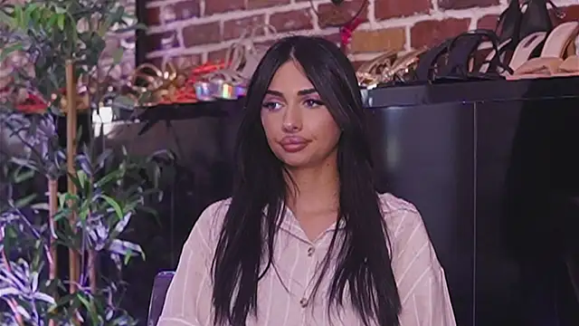 Snapshot of VanessaVosss chatting on June 2026 05:02:02 PM VanessaVosss online show from June 2026 05:02:02 PM