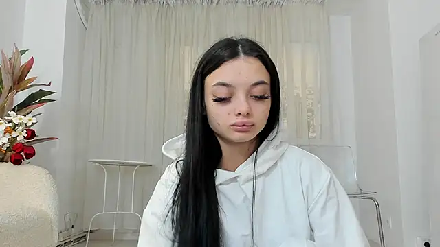 RachellRavee online show from May 2026 04:39:02 AM