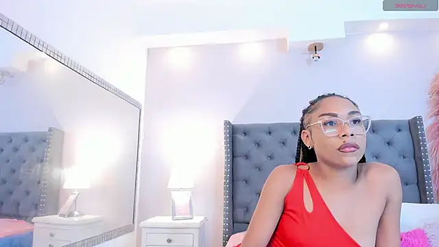 Snapshot of Erikaamore chatting on June 2026 03:25:02 PM Erikaamore online show from June 2026 03:25:02 PM