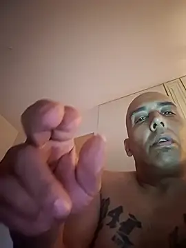 Mikeyjoe2840 online show from June 2026 01:32:01 PM