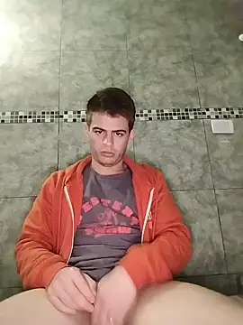 Snapshot of Elguingo chatting on May 2026 11:23:01 PM Elguingo online show from May 2026 11:23:01 PM