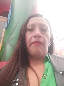Snapshot of Vely_ chatting on July 2026 08:37:01 PM Vely online show from July 2026 08:37:01 PM