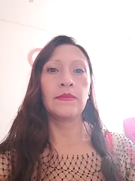 Snapshot of Vely_ chatting on July 2026 08:35:01 PM Vely online show from July 2026 08:35:01 PM