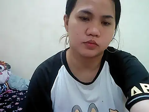 poisonousivy18 online show from May 2026 10:31:02 AM