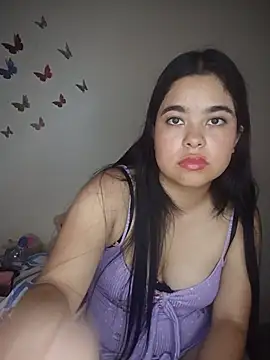 Snapshot of MiiaHott_W chatting on May 2026 03:06:01 PM MiiaHott W online show from May 2026 03:06:01 PM