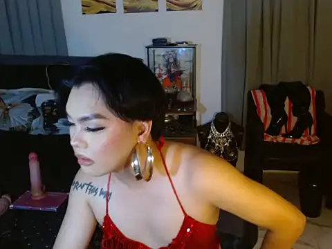 RoyalSeductress online show from May 2026 02:14:01 PM