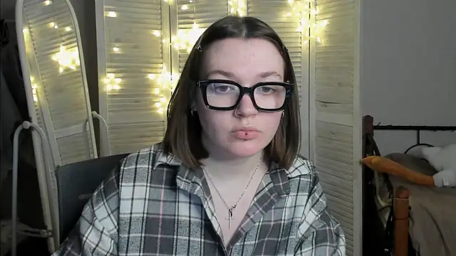 Snapshot of RinaSXY chatting on May 2026 04:57:01 PM RinaSXY online show from May 2026 04:57:01 PM