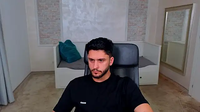 TroyWadee online show from May 2026 04:51:01 AM