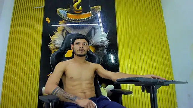 Sexy Boy203 online show from May 2026 08:05:01 PM