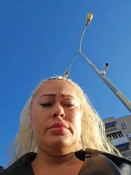 Snapshot of MILFBARBY chatting on October 2025 07:31:02 AM MILFBARBY online show from October 2025 07:31:02 AM