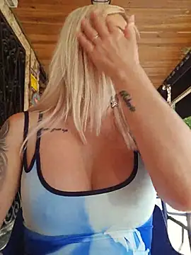 Snapshot of MILFBARBY chatting on June 2026 07:12:02 AM MILFBARBY online show from June 2026 07:12:02 AM