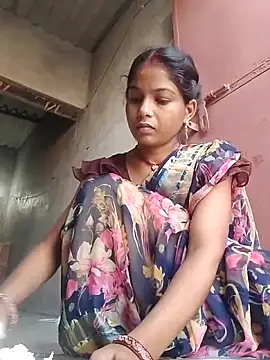 Snapshot of CHANDNi_700 chatting on June 2026 01:54:01 AM CHANDNi 700 online show from June 2026 01:54:01 AM