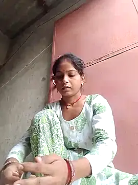 Snapshot of CHANDNi_700 chatting on June 2026 01:25:01 AM CHANDNi 700 online show from June 2026 01:25:01 AM