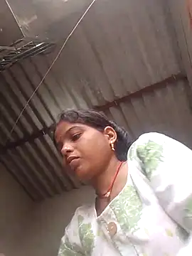 Snapshot of CHANDNi_700 chatting on June 2026 02:24:02 AM CHANDNi 700 online show from June 2026 02:24:02 AM