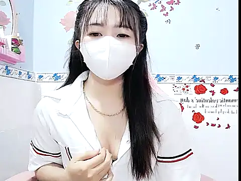 Snapshot of Emilysexy_cut chatting on May 2026 03:59:01 AM Emilysexy cut online show from May 2026 03:59:01 AM