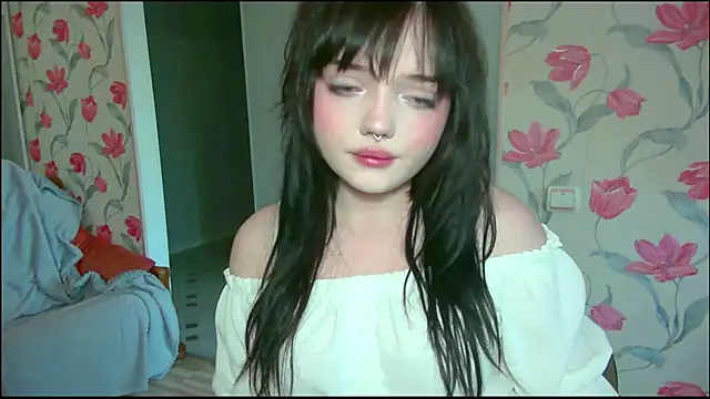 Snapshot of DarkxFoxy chatting on May 2026 04:13:02 PM DarkxFoxy online show from May 2026 04:13:02 PM
