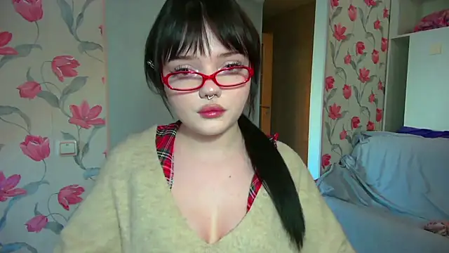 Snapshot of DarkxFoxy chatting on June 2026 05:06:01 PM DarkxFoxy online show from June 2026 05:06:01 PM