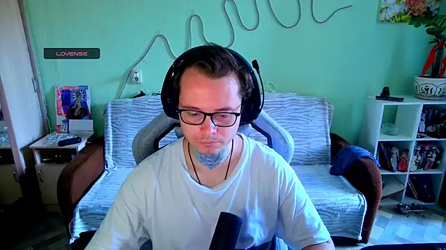 MeLanXolik online show from June 2026 09:29:01 AM
