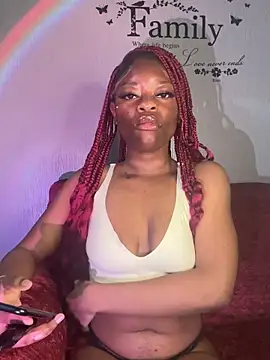 Snapshot of Cleosweetiex chatting on May 2026 07:22:01 PM Cleosweetiex online show from May 2026 07:22:01 PM