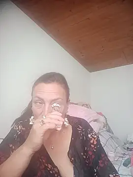 Snapshot of dangerous_milf chatting on July 2026 06:01:02 PM dangerous milf online show from July 2026 06:01:02 PM