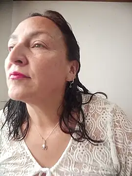 Snapshot of dangerous_milf chatting on July 2026 06:39:01 PM dangerous milf online show from July 2026 06:39:01 PM