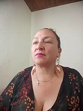 Snapshot of dangerous_milf chatting on July 2026 08:45:02 PM dangerous milf online show from July 2026 08:45:02 PM