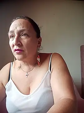 Snapshot of dangerous_milf chatting on July 2026 06:29:01 PM dangerous milf online show from July 2026 06:29:01 PM