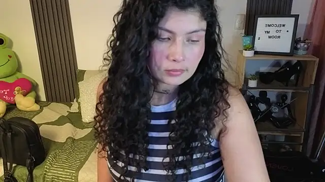 Snapshot of LadyVelvett chatting on May 2026 08:50:02 PM LadyVelvett online show from May 2026 08:50:02 PM