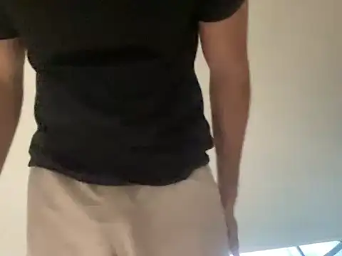 Snapshot of JOSE_LATIN93 chatting on May 2026 08:58:02 PM JOSE LATIN93 online show from May 2026 08:58:02 PM