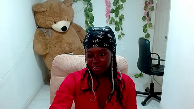 Snapshot of luna_bella160920 chatting on May 2026 02:02:02 PM luna bella160920 online show from May 2026 02:02:02 PM