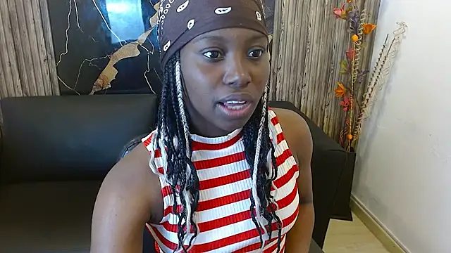 Snapshot of luna_bella160920 chatting on June 2026 01:21:02 PM luna bella160920 online show from June 2026 01:21:02 PM