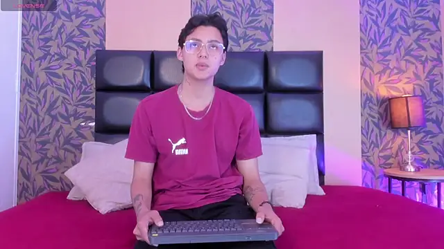 tian sex online show from May 2026 03:46:02 AM
