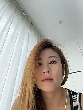 Snapshot of okgirl_23 chatting on June 2026 04:21:01 AM okgirl 23 online show from June 2026 04:21:01 AM