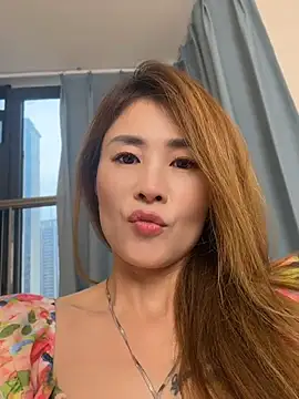 Snapshot of okgirl_23 chatting on June 2026 10:06:02 AM okgirl 23 online show from June 2026 10:06:02 AM