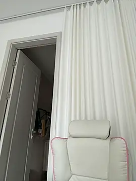 Snapshot of okgirl_23 chatting on August 2026 01:29:02 AM okgirl 23 online show from August 2026 01:29:02 AM