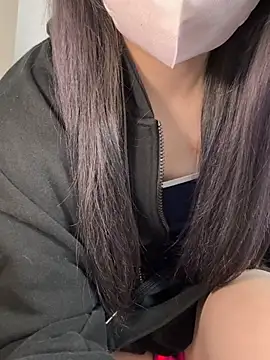 Snapshot of luna_sleepy chatting on May 2026 01:29:02 PM luna sleepy online show from May 2026 01:29:02 PM