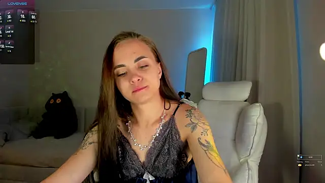Snapshot of Black_Dollarss chatting on June 2026 02:03:01 AM Black Dollarss online show from June 2026 02:03:01 AM
