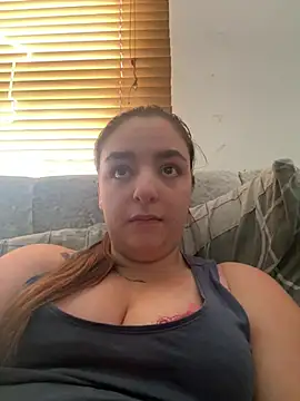 Snapshot of LexiXXoo chatting on June 2026 08:34:02 AM LexiXXoo online show from June 2026 08:34:02 AM