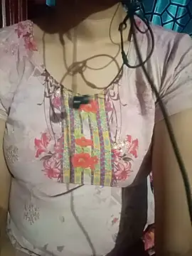 Snapshot of Kazol-07 chatting on May 2026 08:35:02 PM Kazol-07 online show from May 2026 08:35:02 PM