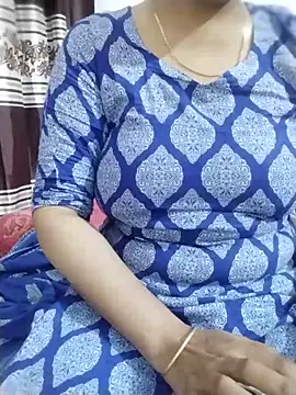 Akhi1000 online show from May 2026 11:02:02 PM